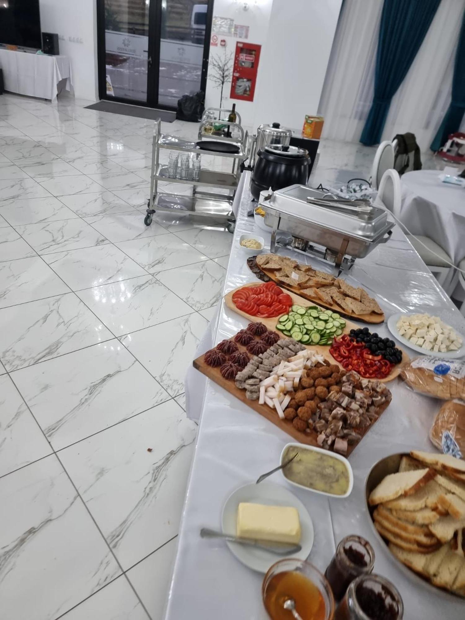 Hotel Evenimente Edelweiss Bogdan Vodă Esterno foto